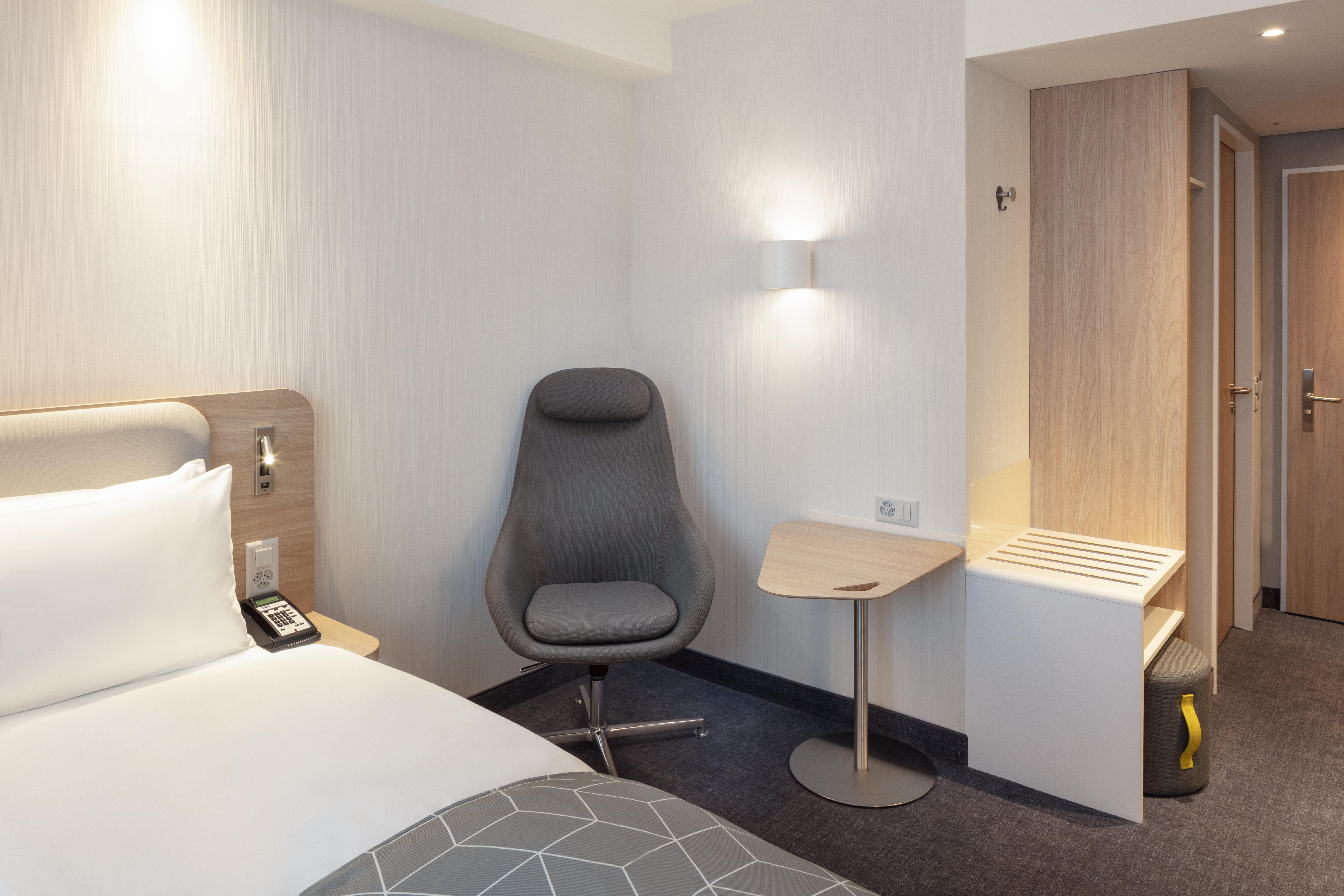 Hotel Express - - Oftringen By Ihg