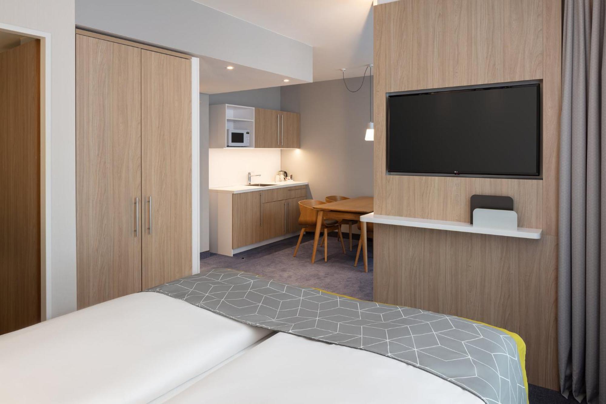 Express - - Oftringen By Ihg